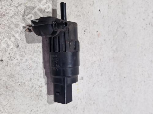 Ruitensproeierpomp VW GOLF V (1K1) 1.9 TDI (105 hp) 29388380