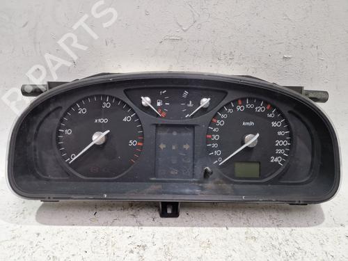 Cockpit RENAULT LAGUNA II (BG0/1_) 1.9 dCi (BG08, BG0G) (120 hp) 30000822