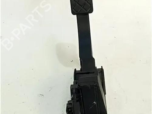 Used Pedal VW GOLF IV (1J1) 1.4 16V (75 hp) 23911329