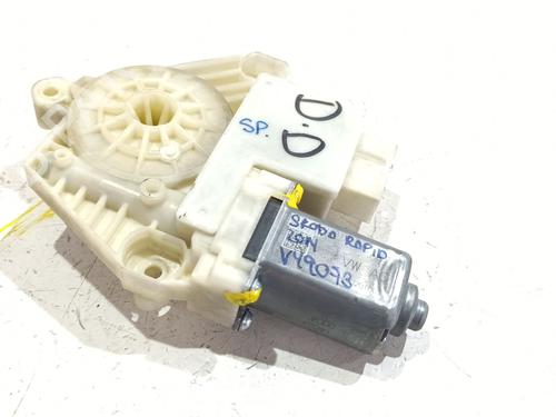 Used Right front window motor Right front window motor SKODA RAPID (NH3, NK3, NK6) 1.6 TDI (105 hp) 40260165 40260165