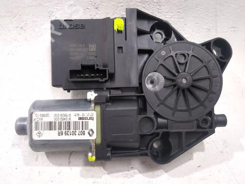 Used Right front window motor Right front window motor RENAULT MEGANE IV Saloon 1.5 dCi 110 (110 hp) 33605689 33605689