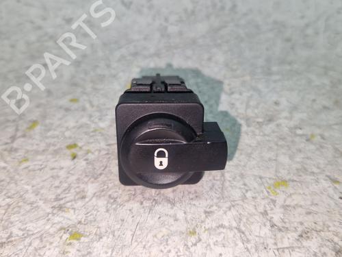 Used Switch Switch AUDI A4 B5 (8D2) 1.9 TDI (110 hp) 34124740 34124740