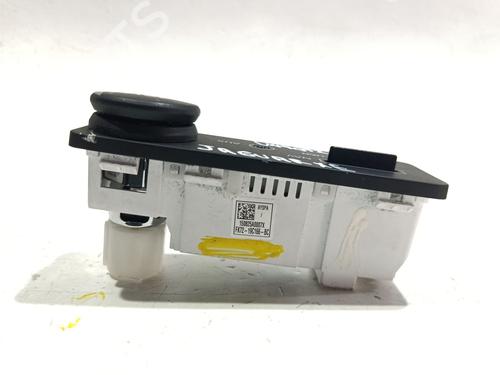 Electronic module JAGUAR XE (X760) 2.0 D | BP39493271M83 - Image 3