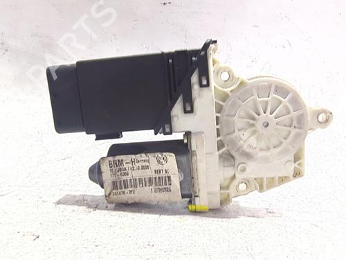 Right front window motor SEAT LEON (1M1) 1.9 SDI | BP30657006E20