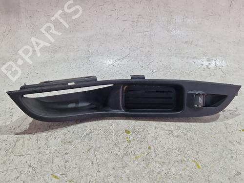 Used Right front window switch Right front window switch FORD FOCUS III 1.0 EcoBoost (125 hp) 34276640 34276640
