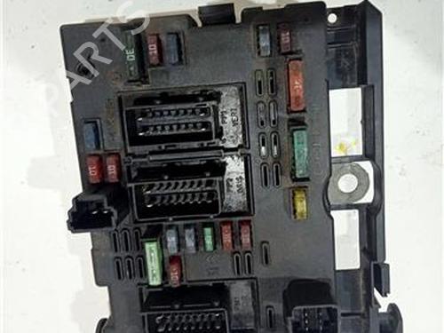 Used Fuse box PEUGEOT 307 Break (3E) 1.6 HDi 110 (109 hp) 23930949