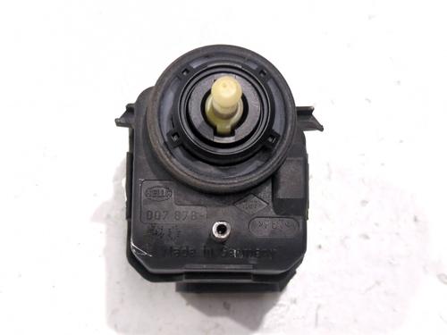 Used Headlight adjuster motor RENAULT LAGUNA I (B56_, 556_) 1.9 dTi (B56J) (98 hp) 31754309