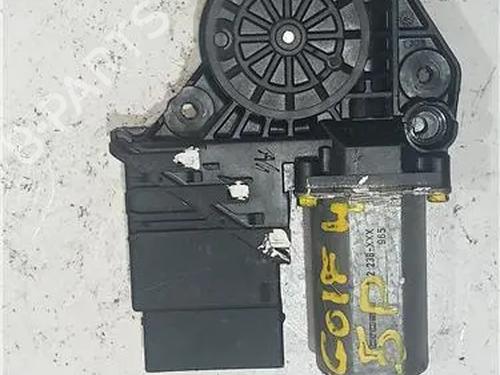Portierruitmotor rechtsachter VW GOLF IV (1J1) 1.4 16V (75 hp) 23912760