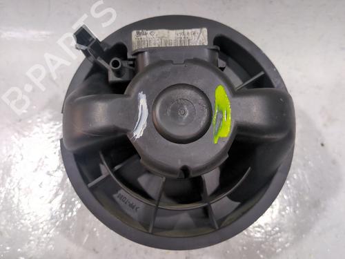 Used Heater blower motor Heater blower motor PEUGEOT 107 (PM_, PN_) 1.4 HDi (54 hp) 33605760 33605760