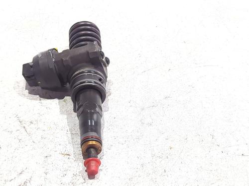 Injecteur AUDI A4 B7 (8EC) [2004-2009]  31871360