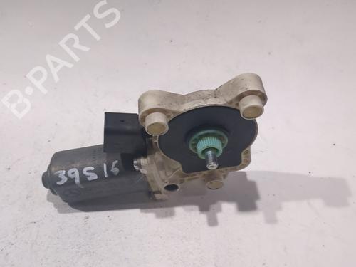 Used Left front window motor MERCEDES-BENZ C-CLASS (W203) C 220 CDI (203.006, 203.008) (143 hp) 23927709