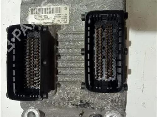 Używane Moduł elektroniczny ALFA ROMEO 147 (937_) 1.6 16V T.SPARK ECO (937.AXA1A, 937.BXA1A) (105 hp) 23931288
