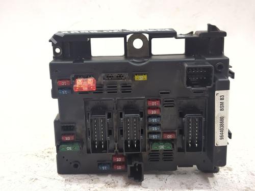 Used Fuse box Fuse box 37089799 37089799