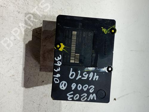 Used ABS pump MERCEDES-BENZ C-CLASS (W203) C 220 CDI (203.006, 203.008) (143 hp) 23927636