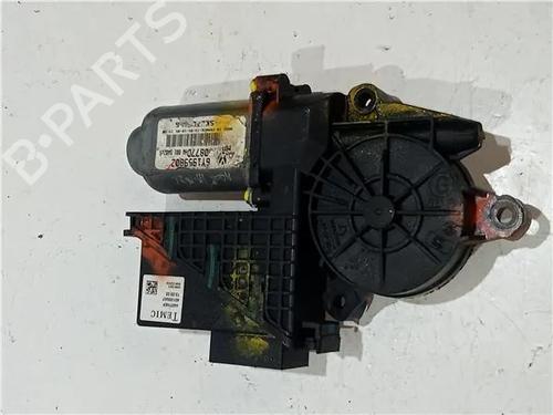 Right front window motor SKODA FABIA I (6Y2) 1.9 SDI | BP23911690E20 