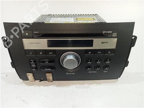 Used Radio FIAT SEICENTO / 600 (187_) 1.1 (187AXB, 187AXB1A, 187AXC1A02) (54 hp) 23931947