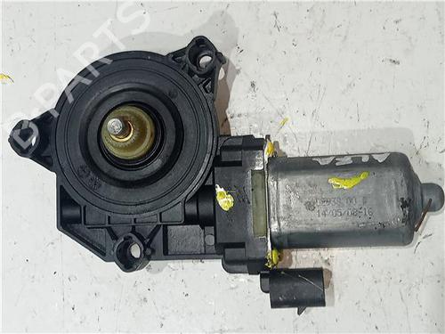 Moteur de lève-vitre arrière gauche ALFA ROMEO 159 (939_) 1.9 JTDM 16V (939AXC1B, 939AXC12) (150 hp) 23914628
