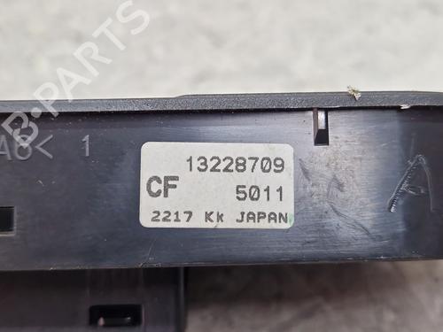 Interrupteur de vitre avant droite OPEL ASTRA H TwinTop (A04) 1.9 CDTi (L67) | BP29876521I26