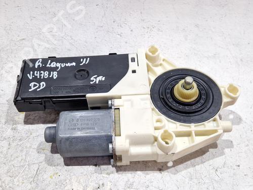 Rudehejsemotor forskærm højre RENAULT LAGUNA III (BT0/1) 1.5 dCi (BT00, BT0A, BT0T, BT1J) (110 hp) 30526773