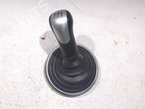 Used Shift knob FORD FIESTA V (JH_, JD_) 1.4 TDCi (68 hp) 23902670