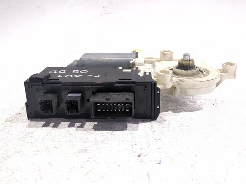 Right front window motor PEUGEOT 807 (EB_) 2.2 HDi | BP31801387E20