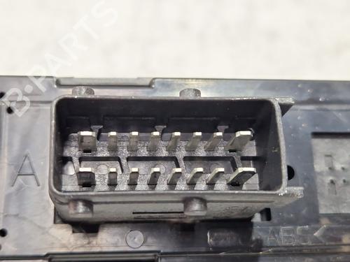 Right front window motor PEUGEOT 307 (3A/C) 2.0 HDi 90 | BP30193704E20 