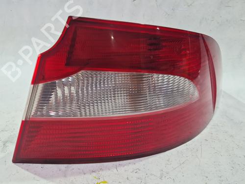 right-taillight-skoda-superb-ii-3t4-2008-2009-2010-2011-2012-2013-2014-2015-36766439 main image