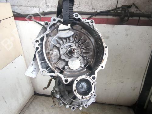Used Gearbox VW GOLF III (1H1) 1.6 (75 hp) 30396316