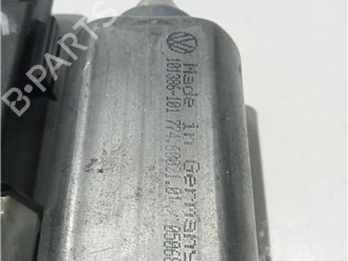 Right front window motor VW GOLF IV (1J1) 1.4 16V | BP23912217E20 