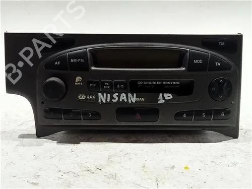Used Radio NISSAN PRIMERA Hatchback (P12) 2.0 (140 hp) 23930299