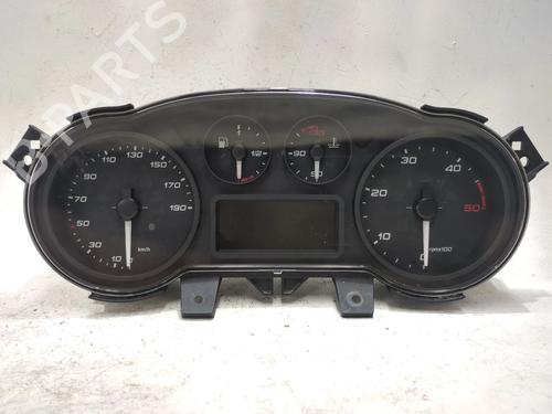 Used Instrument cluster IVECO DAILY VI Van 35S16, 35C16, 40C16, 50C16, 70C16 (160 hp) 28621756