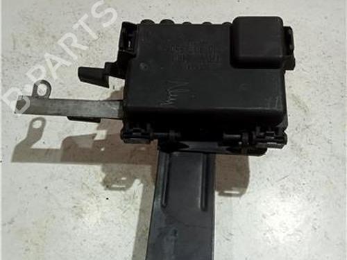 Ander VW GOLF IV (1J1) 1.4 16V (75 hp) 23928773