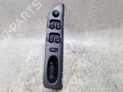 Used Left front window switch RENAULT LAGUNA I (B56_, 556_) 1.6 16V (B568, B561) (107 hp) 29876506