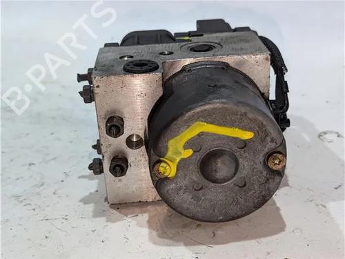 Used ABS pump TOYOTA AVENSIS (_T22_) 2.0 TD (CT220_, CT220R) (90 hp) 23924830