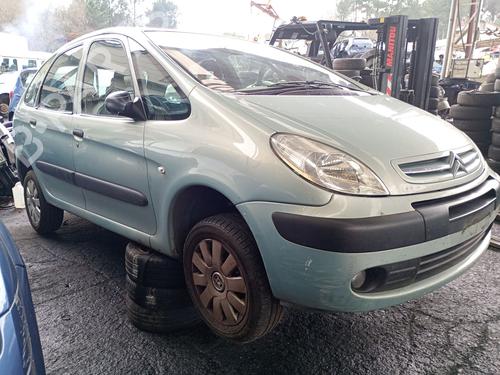 Left headlight CITROËN XSARA PICASSO (N68) 2.0 HDi | BP25836460C28 