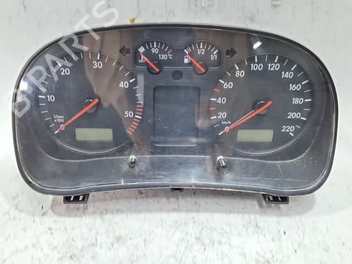 Instrumentenkombination für VW GOLF IV (1J1) 1.9 TDI (110 hp) 30192434