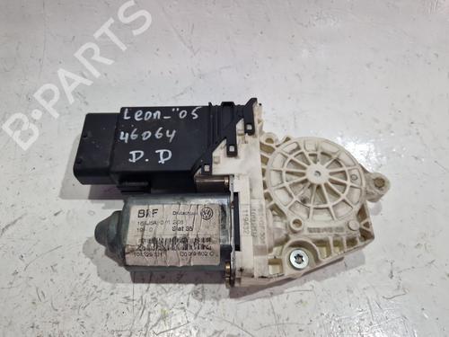 Used Right front window motor Right front window motor SEAT LEON (1M1) 1.9 TDI (110 hp) 35776058 35776058