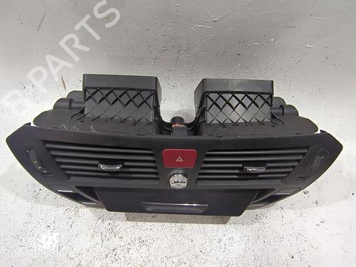 Air vent CITROËN C4 Picasso I MPV (UD_) 2.0 HDi 138 | BP30962305I21
