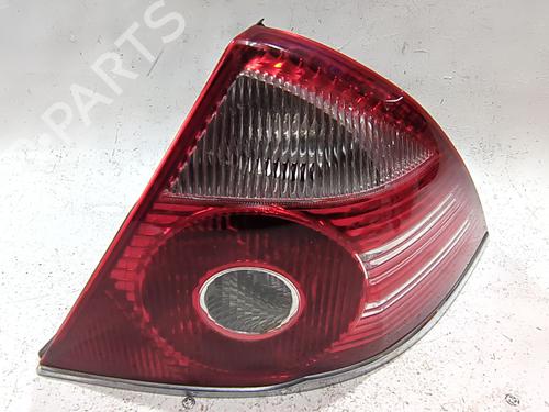 Used Right taillight FORD MONDEO III (B5Y) 2.0 TDCi (130 hp) 31882272