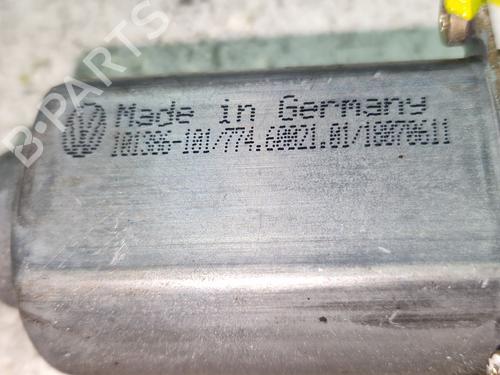 Right front window motor VW GOLF IV (1J1) 1.9 TDI | BP30526677E20 