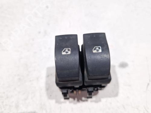 Used Left front window switch RENAULT GRAND SCÉNIC II (JM0/1_) 2.0 dCi (JM1K) (150 hp) 29393985