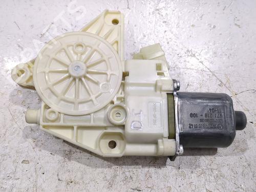 Used Left front window motor Left front window motor MERCEDES-BENZ GLK-CLASS (X204) 200 CDI (204.901) (143 hp) 32657273 32657273