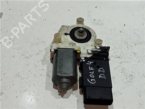 Rudehejsemotor forskærm højre VW GOLF IV (1J1) 1.4 16V (75 hp) 23912958