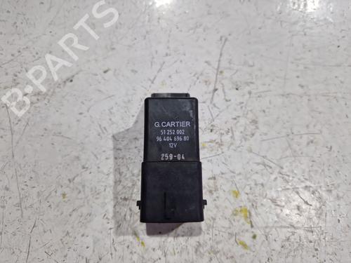 Used Electronic module Electronic module PEUGEOT 407 (6D_) 2.0 HDi 135 (6DRHRH, 6DRHRE, 6DRHRG, 6DRHRJ) (136 hp) 35782327 35782327
