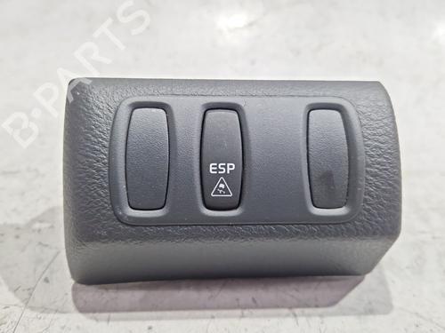 switch-renault-clio-iii-br01-cr01-2005-2006-2007-2008-2009-2010-2011-2012-2013-2014-32656306 main image