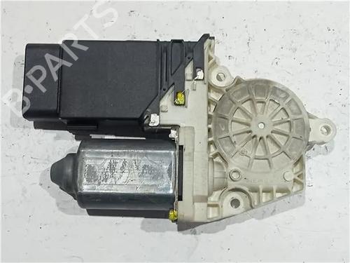 Used Right front window motor VW GOLF IV (1J1) 1.4 16V (75 hp) 23918667