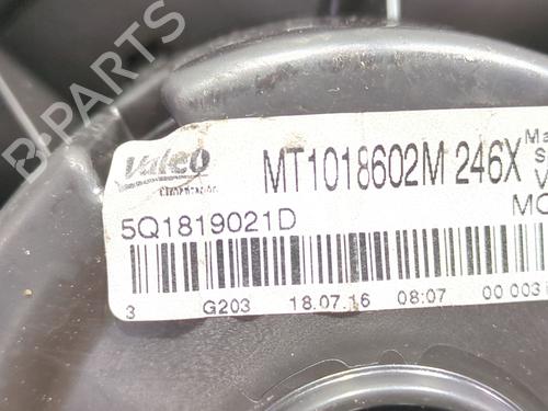 Heater blower motor SEAT LEON ST (5F8) 1.6 TDI 4Drive | BP31169023M62 