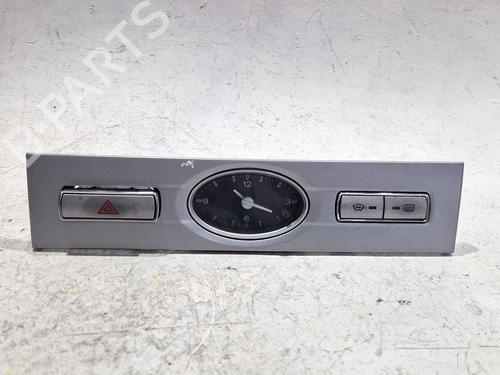 Used Warning switch FORD MONDEO III Saloon (B4Y) 2.0 TDCi (130 hp) 30831813