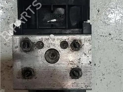 Used ABS pump VOLVO S40 I (644) 1.9 DI (115 hp) 23922821