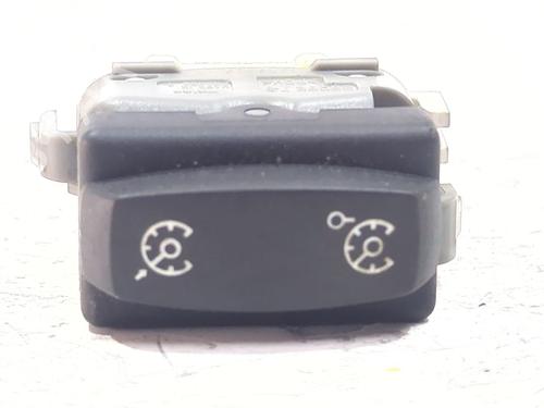 switch-renault-clio-iii-br01-cr01-2005-2006-2007-2008-2009-2010-2011-2012-2013-2014-37719426 main image